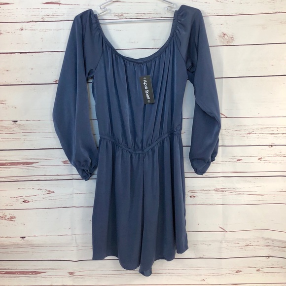 Off shoulder Romper - Picture 2 of 8